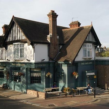 Hotel Kings Arms Brentford Exterior foto
